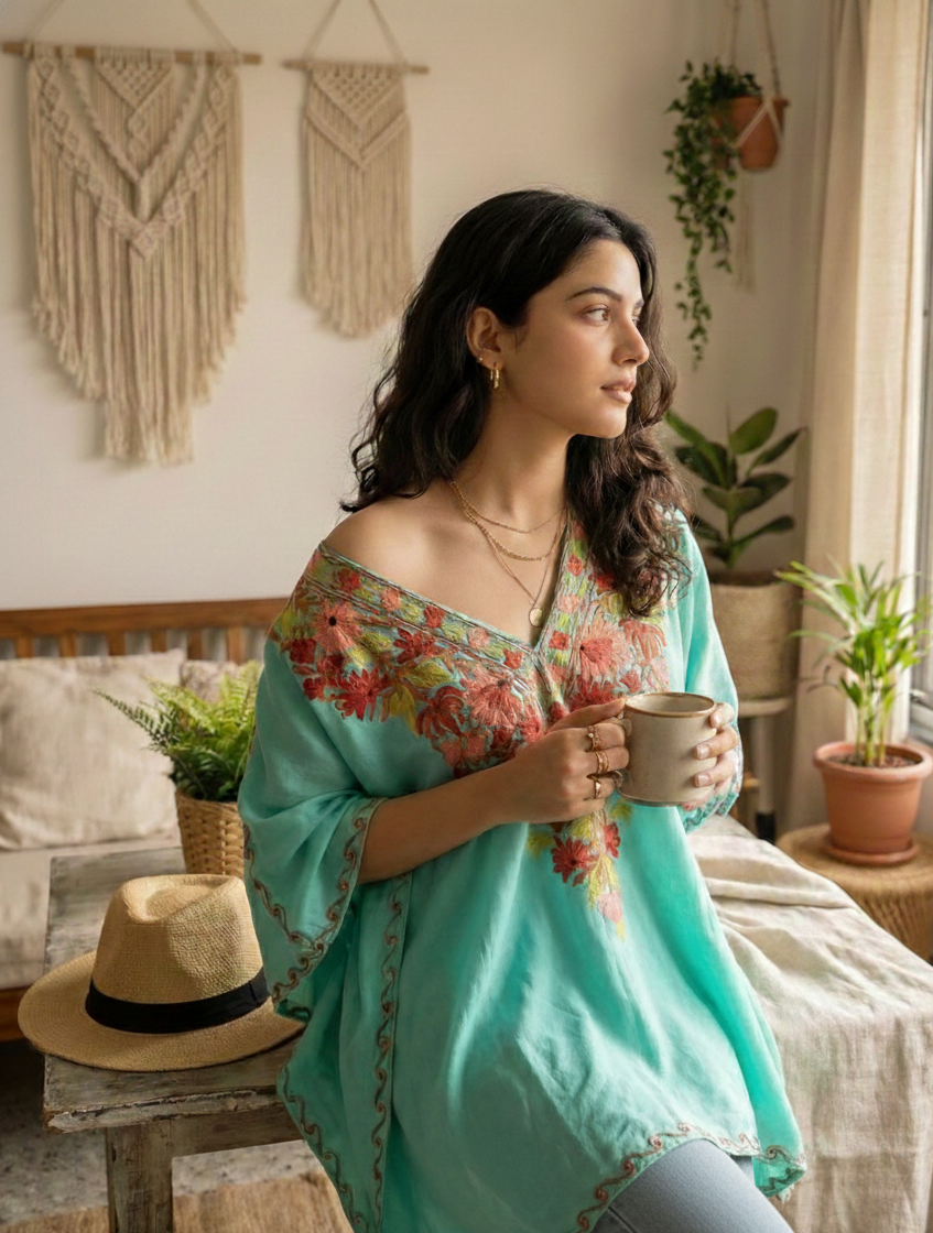 Gulnaar-e-Aab Kaftan