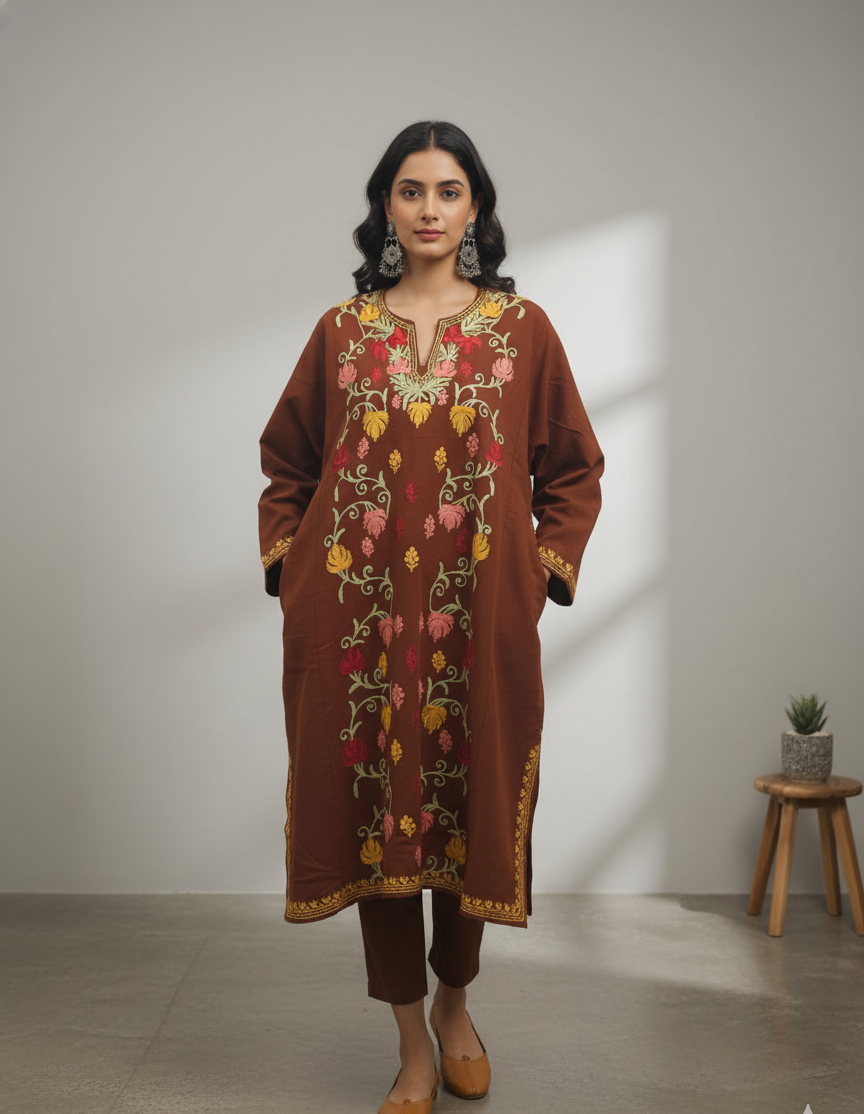 Gulnaar-e-Kahwa Full Bloom Pheran