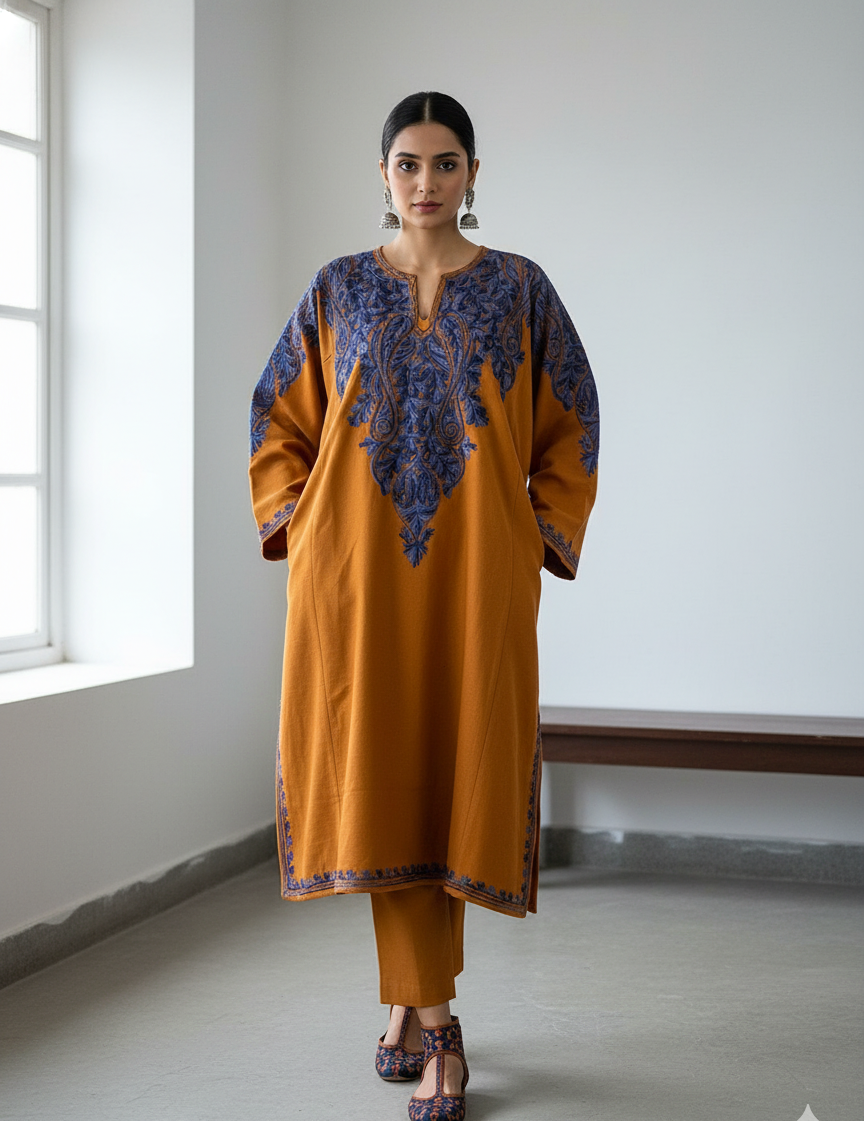 Neelkaar-e-Ambrosia Deep Blue Vinework Pheran