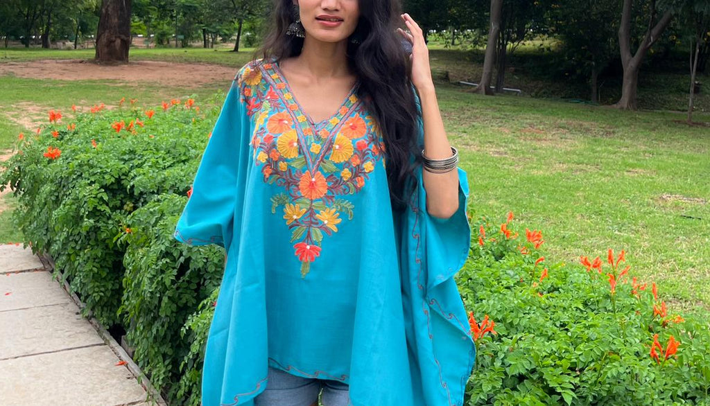Bahaar-e-Nili Kaftan