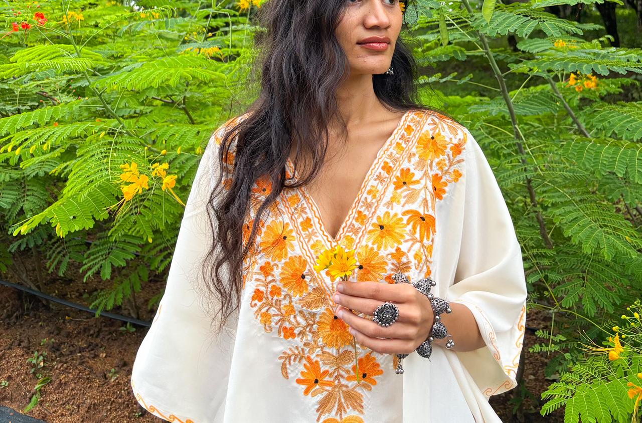 Bahar-e-Narangi Kaftan